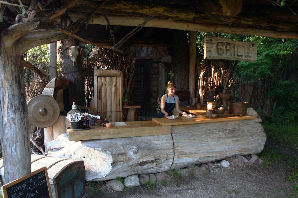 Galindia Refugia Otel Iznota Dış mekan fotoğraf